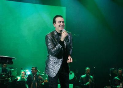 رحیم شهریاری، خواننده محبوب آذری در آستانه ثبت رکورد گینس