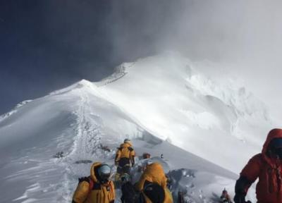 یک کوهنورد ایرانی در راه فتح اورست، کرونا مانع صعود نشد