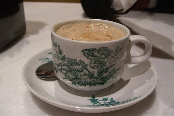 تور ارزان مالزی: طرز تهیه قهوه سفید ایپوه؛ نوشیدنی خاص و معطر مالزی