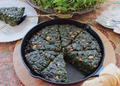 طرز تهیه کوکو سبزی مجلسی؛ از غذاهای ایرانی ساده